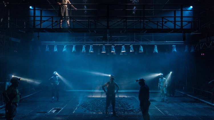 Wonderland: ★★★★ from the Daily Mail