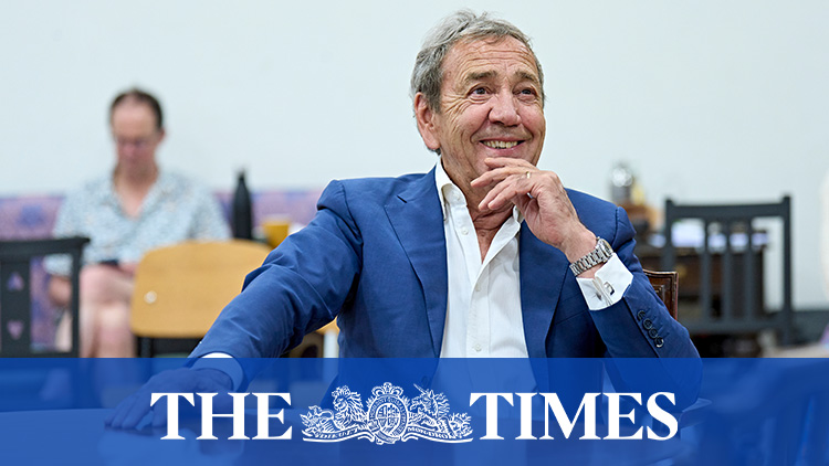 THE SUNDAY TIMES INTERVIEWS ROBERT LINDSAY AHEAD OF SPRINGWOOD
