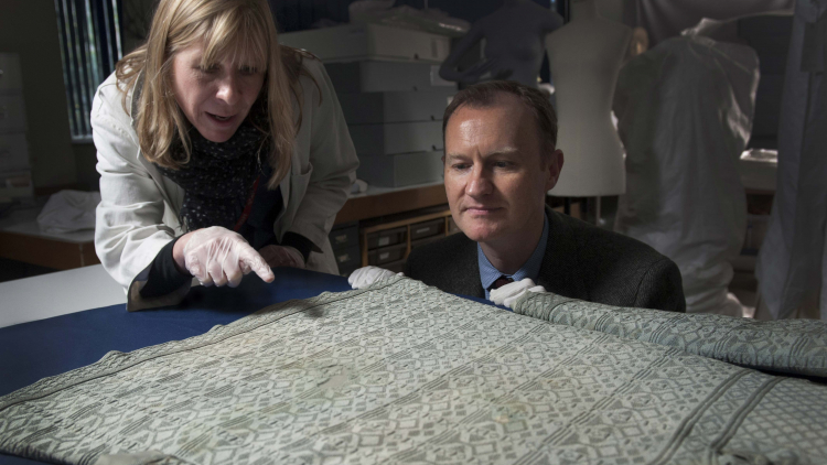 55 Days: Mark Gatiss visits Charles I's execution vest